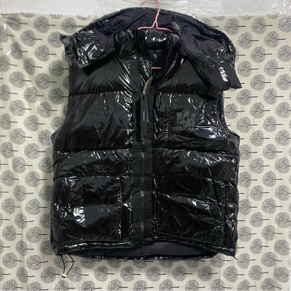 AMIRI Logo Sleeveless Design Printed Glitter Down West